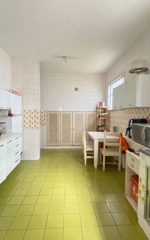 Casa à venda com 369m², 5 quartos e 2 vagas