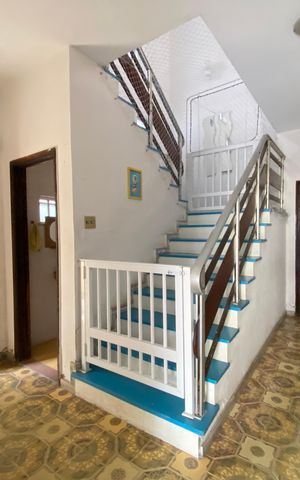 Casa à venda com 369m², 5 quartos e 2 vagas