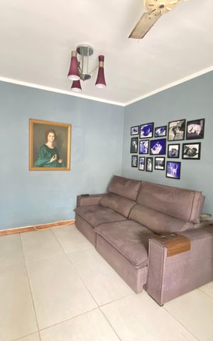 Casa à venda com 369m², 5 quartos e 2 vagas