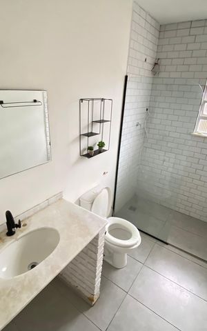 Casa à venda com 369m², 5 quartos e 2 vagas