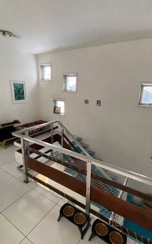 Casa à venda com 369m², 5 quartos e 2 vagas