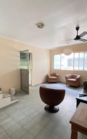 Casa à venda com 369m², 5 quartos e 2 vagas