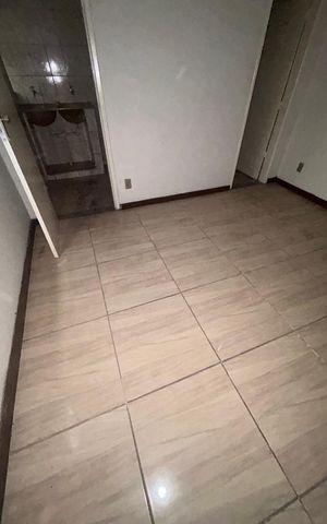 Casa para alugar com 40m², 2 quartos e sem vaga Casa para alugar com 40m², 2 quartos e sem vagaQuarto