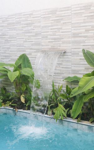 Casa à venda com 250m², 4 quartos e 2 vagas Casa à venda com 250m², 4 quartos e 2 vagasPiscina