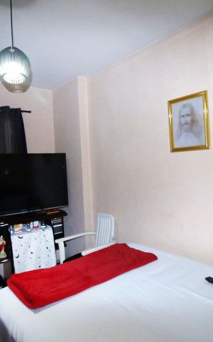 Apartamento à venda com 80m², 3 quartos e 1 vagaQuarto 2