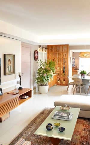 Apartamento à venda com 151m², 3 quartos e 3 vagas Apartamento à venda com 151m², 3 quartos e 3 vagasSala