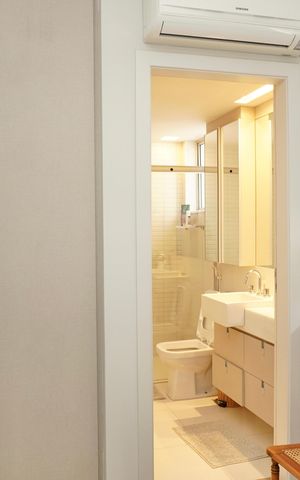 Apartamento à venda com 151m², 3 quartos e 3 vagas Apartamento à venda com 151m², 3 quartos e 3 vagasSuíte 1