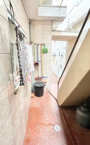 Casa para alugar com 130m², 2 quartos e 1 vaga Casa para alugar com 130m², 2 quartos e 1 vagaÁrea de Serviço