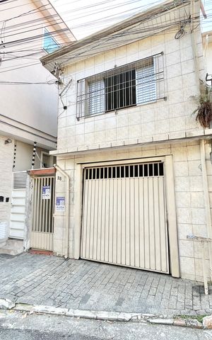 Casa para alugar com 130m², 2 quartos e 1 vaga Casa para alugar com 130m², 2 quartos e 1 vagaFachada/Placa
