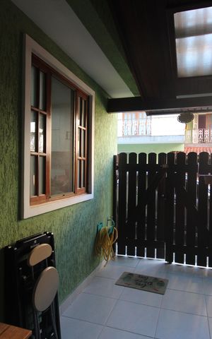 Casa de condomínio à venda com 181m², 3 quartos e 2 vagasGaragem