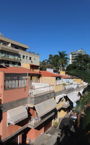 Casa de condomínio à venda com 181m², 3 quartos e 2 vagasTerraço - Vista