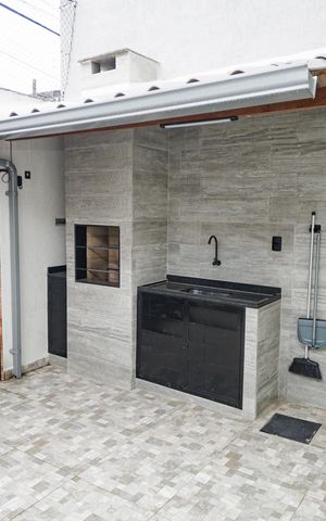 Casa à venda com 94m², 2 quartos e 1 vaga Casa à venda com 94m², 2 quartos e 1 vagaGaragem