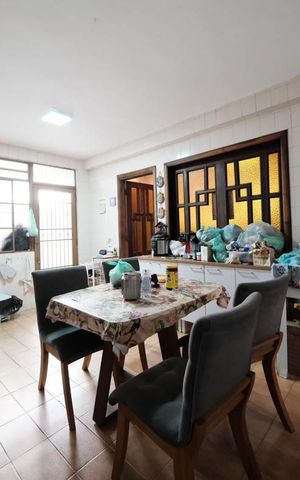 Casa para alugar com 330m², 6 quartos e 4 vagasCozinha