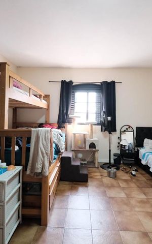 Casa para alugar com 330m², 6 quartos e 4 vagasSuíte