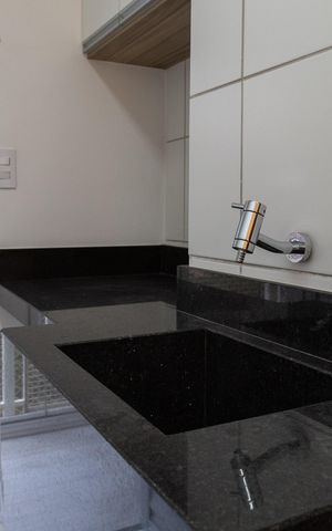 Apartamento à venda com 52m², 2 quartos e 1 vagaCozinha e Área de Serviço
