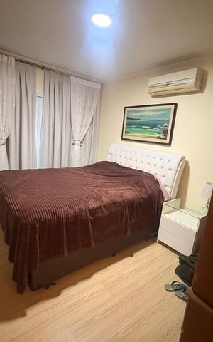 Casa de condomínio à venda com 420m², 3 quartos e 4 vagas Casa de condomínio à venda com 420m², 3 quartos e 4 vagasQuarto