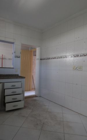 Casa para alugar com 120m², 3 quartos e 2 vagasCozinha