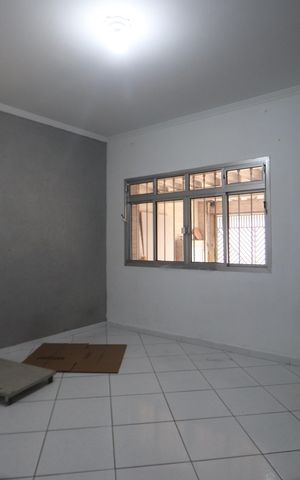 Casa para alugar com 120m², 3 quartos e 2 vagasSala