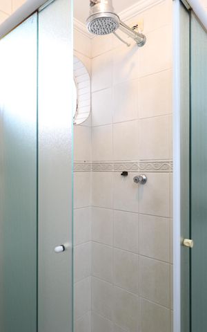 Apartamento para alugar com 64m², 2 quartos e 1 vagaBanheiro 