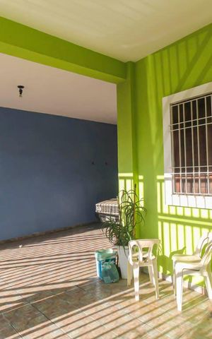 Casa à venda com 195m², 3 quartos e 3 vagasGaragem