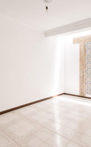 Casa para alugar com 520m², 4 quartos e 5 vagas