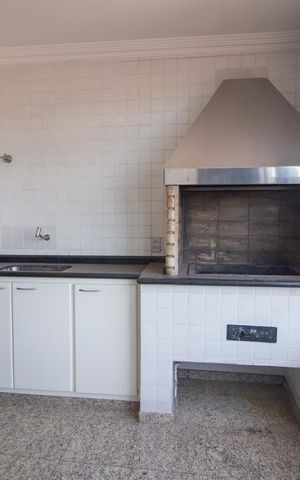 Apartamento para alugar com 226m², 4 quartos e 3 vagas Apartamento para alugar com 226m², 4 quartos e 3 vagasÁrea gourmet
