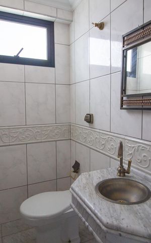 Apartamento para alugar com 226m², 4 quartos e 3 vagas Apartamento para alugar com 226m², 4 quartos e 3 vagasLavabo