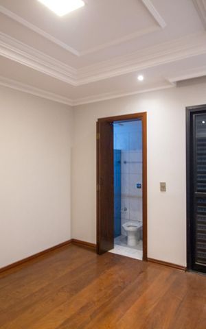 Apartamento para alugar com 226m², 4 quartos e 3 vagas Apartamento para alugar com 226m², 4 quartos e 3 vagasSuite 4