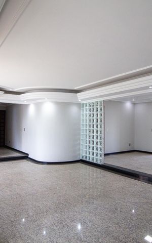 Apartamento para alugar com 226m², 4 quartos e 3 vagas Apartamento para alugar com 226m², 4 quartos e 3 vagasSala