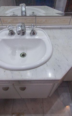 Apartamento para alugar com 226m², 4 quartos e 3 vagas Apartamento para alugar com 226m², 4 quartos e 3 vagasBanheiro da Suíte 4