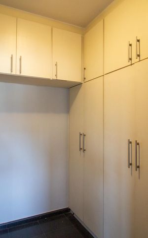 Apartamento para alugar com 226m², 4 quartos e 3 vagas Apartamento para alugar com 226m², 4 quartos e 3 vagasQuarto de Serviço