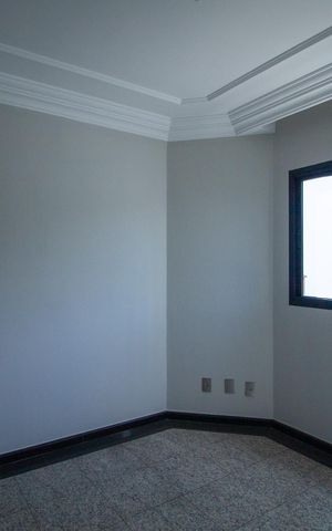 Apartamento para alugar com 226m², 4 quartos e 3 vagas Apartamento para alugar com 226m², 4 quartos e 3 vagasEscritorio