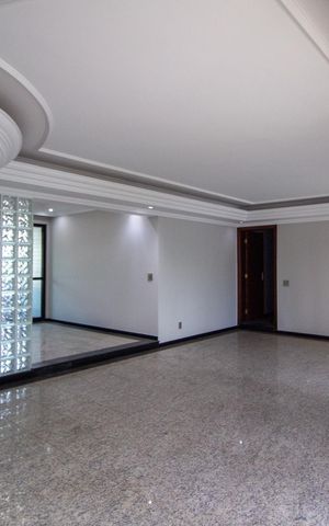 Apartamento para alugar com 226m², 4 quartos e 3 vagas Apartamento para alugar com 226m², 4 quartos e 3 vagasSala