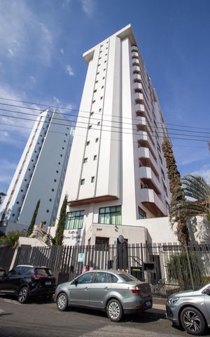 Apartamento para alugar com 226m², 4 quartos e 3 vagas Apartamento para alugar com 226m², 4 quartos e 3 vagasFachada