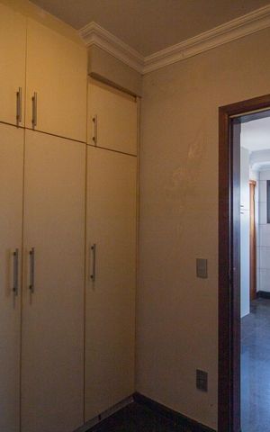 Apartamento para alugar com 226m², 4 quartos e 3 vagas Apartamento para alugar com 226m², 4 quartos e 3 vagasQuarto de Serviço