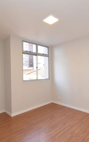 Apartamento à venda com 87m², 3 quartos e 1 vagaQuarto 2