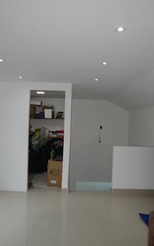 Casa à venda com 154m², 3 quartos e 2 vagasAcademia