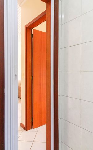 Casa à venda com 85m², 3 quartos e 2 vagas Casa à venda com 85m², 3 quartos e 2 vagasBanheiro