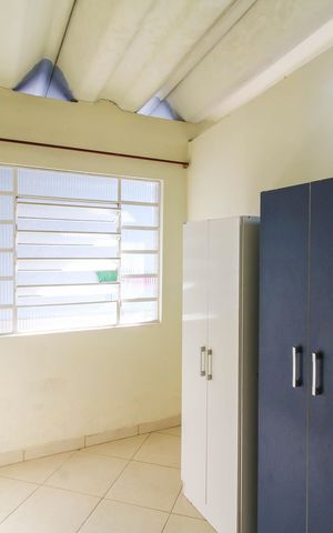 Casa à venda com 85m², 3 quartos e 2 vagas Casa à venda com 85m², 3 quartos e 2 vagasÁrea de Serviço