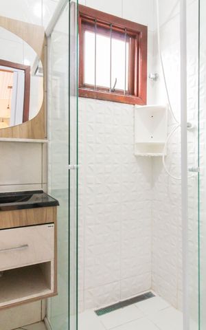 Casa à venda com 85m², 3 quartos e 2 vagas Casa à venda com 85m², 3 quartos e 2 vagasBanheiro