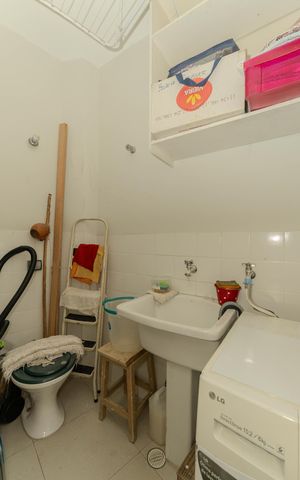 Apartamento para alugar com 80m², 2 quartos e sem vaga Apartamento para alugar com 80m², 2 quartos e sem vagaÁrea de Serviço