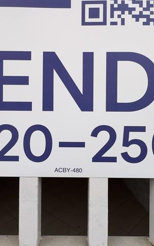 Casa à venda com 197m², 3 quartos e 2 vagas Casa à venda com 197m², 3 quartos e 2 vagasACBY-480