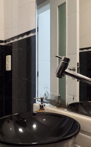 Casa à venda com 197m², 3 quartos e 2 vagas Casa à venda com 197m², 3 quartos e 2 vagasLavabo 1