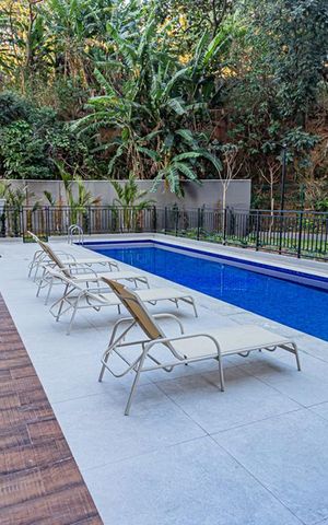 Apartamento à venda com 35m², 2 quartos e sem vagaÁrea comum - Piscina