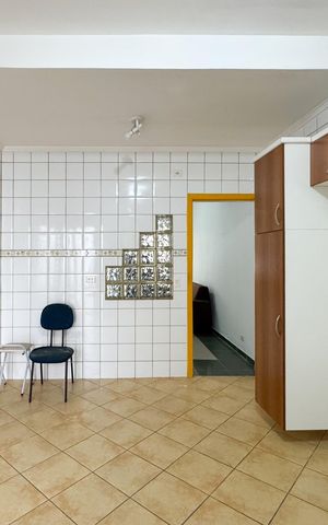 Casa à venda com 114m², 2 quartos e 2 vagas Casa à venda com 114m², 2 quartos e 2 vagasCozinha