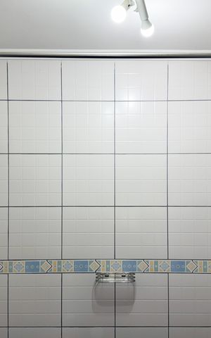 Casa à venda com 114m², 2 quartos e 2 vagas Casa à venda com 114m², 2 quartos e 2 vagasBanheiro - Suíte