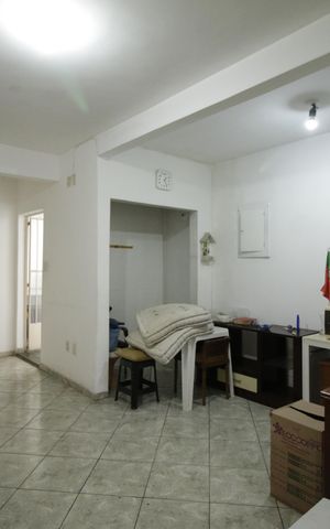 Casa de condomínio à venda com 291m², 4 quartos e 2 vagascopa