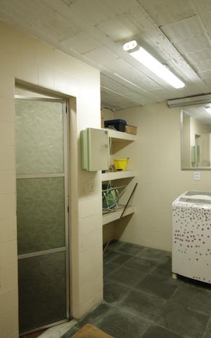 Casa de condomínio à venda com 291m², 4 quartos e 2 vagasÁrea de Serviço