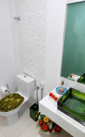 Casa para alugar com 200m², 3 quartos e 2 vagasBanheiro 1