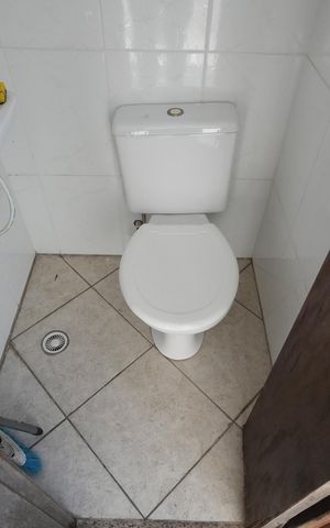 Casa para alugar com 165m², 2 quartos e 2 vagasBanheiro de serviço
